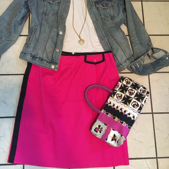 Wild Life NY Dresses & Skirts - Stretchy skirt by Wildlife New York